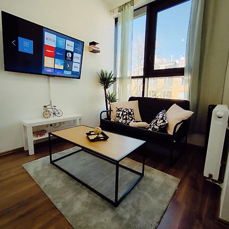 Pretty Apartment Next To Metro Station Viyana Dış mekan fotoğraf